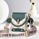 Bolsa Feminina Porta Celular Transversal Com Chaveiro